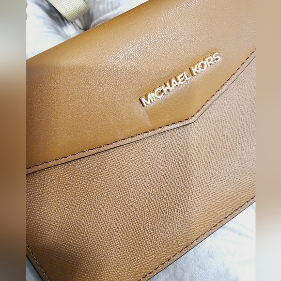 NEW MICHAEL KORS Maisie Medium Logo 2-in-1 Backpack - Picture 7 of 12